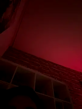 jiggy823 online show from December 2025 12:20:02 AM