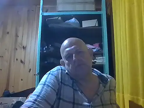 Snapshot of Karl1-85 chatting on November 2025 07:20:01 AM Karl1-85 online show from November 2025 07:20:01 AM