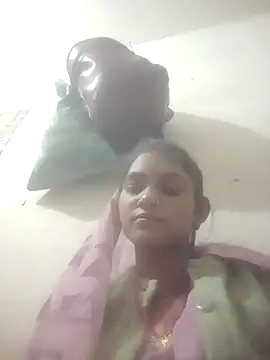 Jooli cuty online show from November 2025 01:28:01 PM