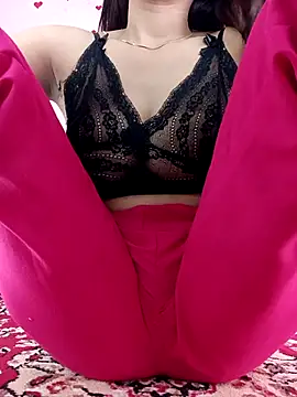 Saniya76 online show from April 2026 04:34:01 AM