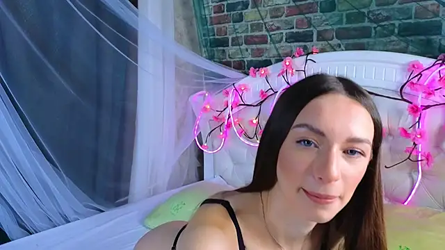 Snapshot of TaraWheeler chatting on February 2026 08:12:02 AM TaraWheeler online show from February 2026 08:12:02 AM