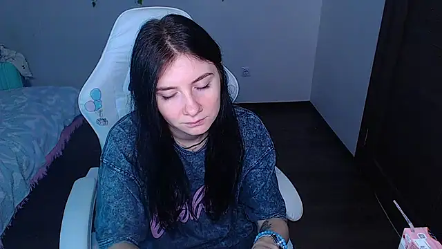 Snapshot of _Daniella_True_ chatting on November 2025 02:07:02 PM Daniella True online show from November 2025 02:07:02 PM