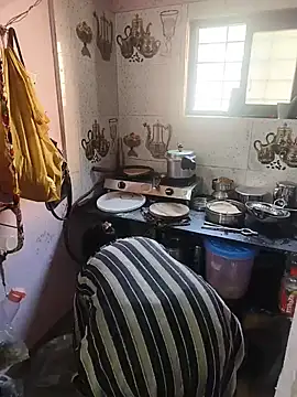 Snapshot of Lailamajnu1996 chatting on February 2026 04:41:01 AM Lailamajnu1996 online show from February 2026 04:41:01 AM