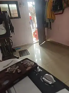 Snapshot of Lailamajnu1996 chatting on February 2026 05:03:02 AM Lailamajnu1996 online show from February 2026 05:03:02 AM