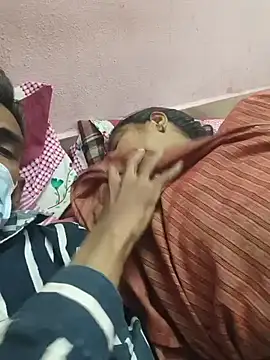 Snapshot of Lailamajnu1996 chatting on March 2026 08:32:02 AM Lailamajnu1996 online show from March 2026 08:32:02 AM