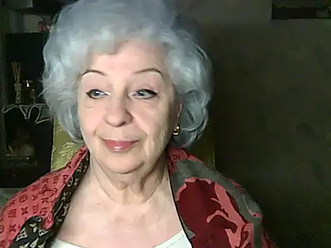 ValeriaKroww online show from April 2026 05:45:02 PM