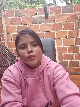 Snapshot of lil_misty chatting on December 2025 06:59:01 PM lil misty online show from December 2025 06:59:01 PM