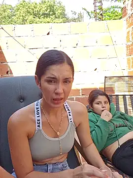 Snapshot of lil_misty chatting on December 2025 07:32:01 PM lil misty online show from December 2025 07:32:01 PM