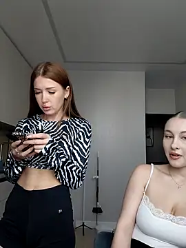 Snapshot of MelissaPinkiss chatting on December 2025 10:53:01 AM MelissaPinkiss online show from December 2025 10:53:01 AM