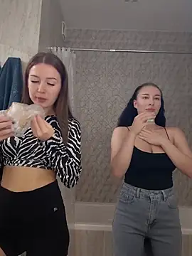 Snapshot of MelissaPinkiss chatting on December 2025 01:26:01 PM MelissaPinkiss online show from December 2025 01:26:01 PM