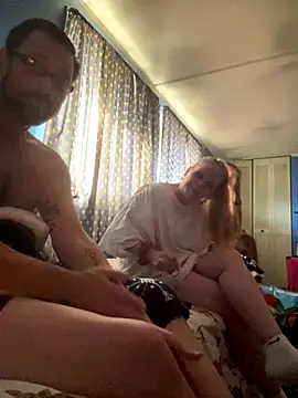 biggdaddyandqueenn online show from November 2025 06:42:02 PM