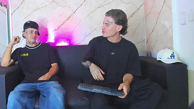 Kevinperlas online show from November 2025 01:28:01 AM