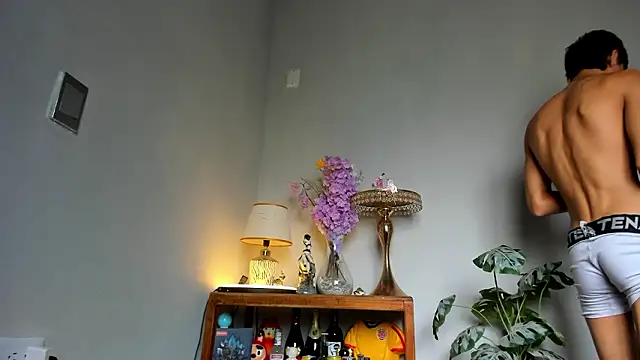 lucian davii online show from February 2026 03:17:02 PM