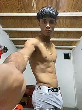 Snapshot of meliodas_23cm chatting on November 2025 02:36:01 AM meliodas 23cm online show from November 2025 02:36:01 AM