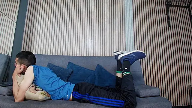 ZyroNight online show from December 2025 10:16:01 PM