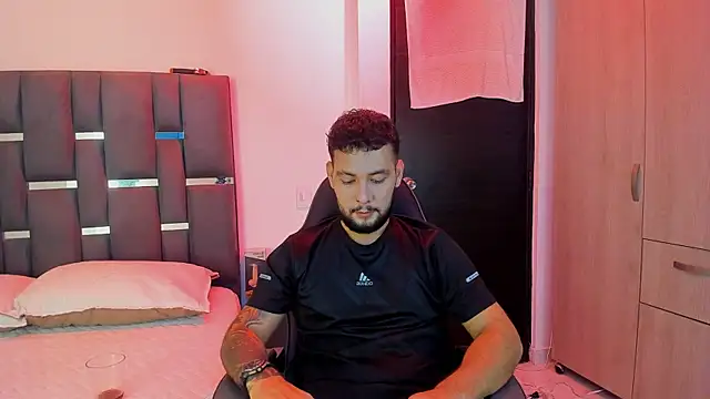 noah corvelle online show from November 2025 10:30:02 PM