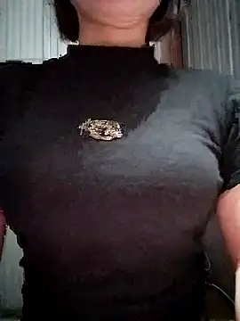 Snapshot of Niramiu chatting on November 2025 01:55:02 AM Niramiu online show from November 2025 01:55:02 AM