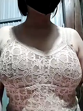 Snapshot of Niramiu chatting on November 2025 03:20:01 AM Niramiu online show from November 2025 03:20:01 AM