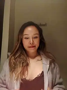 Snapshot of thu-cuoi chatting on November 2025 09:30:01 AM thu-cuoi online show from November 2025 09:30:01 AM