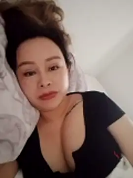 Snapshot of thu-cuoi chatting on December 2025 07:37:01 AM thu-cuoi online show from December 2025 07:37:01 AM