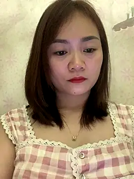 Snapshot of Bana-gibee chatting on December 2025 05:41:02 PM Bana-gibee online show from December 2025 05:41:02 PM