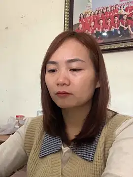 Snapshot of Bana-gibee chatting on December 2025 03:11:02 AM Bana-gibee online show from December 2025 03:11:02 AM