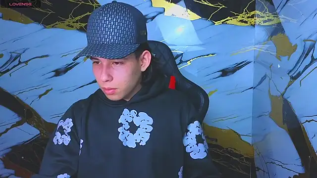 Snapshot of Suarezz10_ chatting on November 2025 12:49:02 PM Suarezz10 online show from November 2025 12:49:02 PM