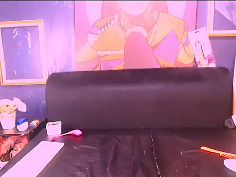 Snapshot of Slipperyebony chatting on December 2025 06:42:02 AM Slipperyebony online show from December 2025 06:42:02 AM