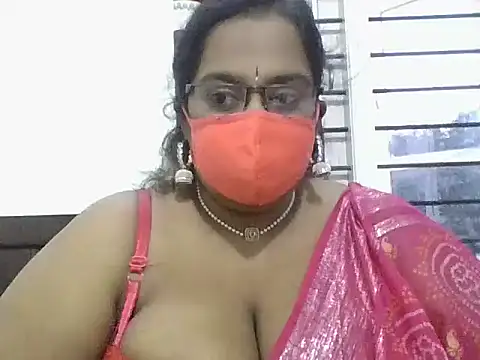 hootypriya online show from February 2026 12:55:01 PM