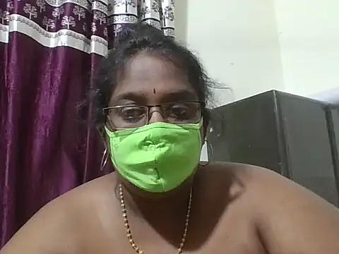 Snapshot of hootypriya chatting on April 2026 08:57:02 PM hootypriya online show from April 2026 08:57:02 PM