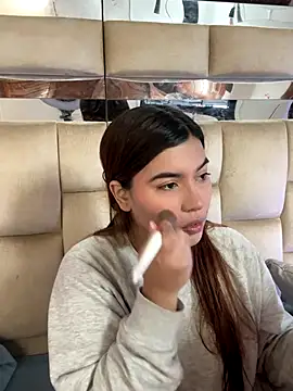 HotVoltage online show from December 2025 12:32:01 PM