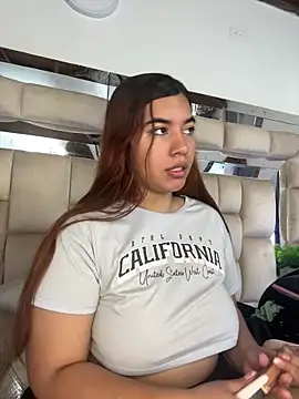 HotVoltage online show from December 2025 12:55:02 PM