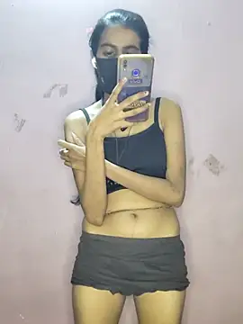 Snapshot of Thaper_Meera2 chatting on May 2026 03:18:01 PM Thaper Meera2 online show from May 2026 03:18:01 PM