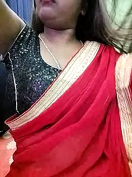 LoveLy-Soneya online show from April 2026 09:01:01 PM