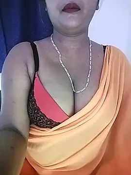 Snapshot of LoveLy-Soneya chatting on June 2026 02:19:02 PM LoveLy-Soneya online show from June 2026 02:19:02 PM