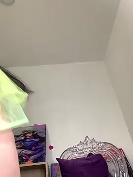 violettabond online show from March 2026 12:08:01 PM