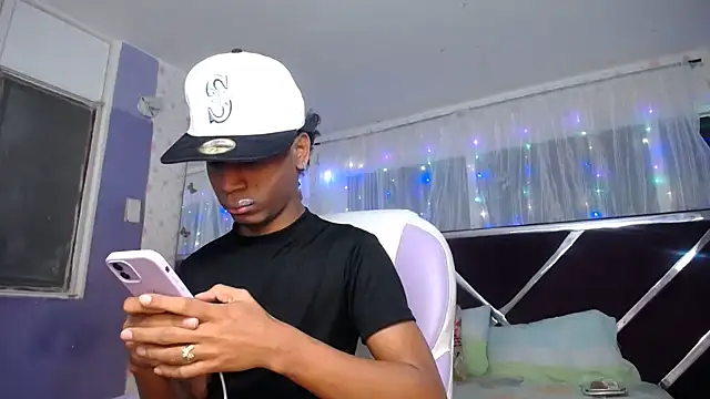 Santy bigcock 01 online show from April 2026 12:08:02 PM