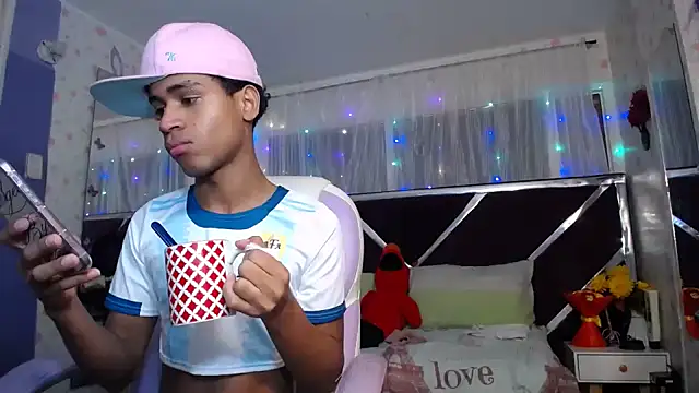 Santy bigcock 01 online show from July 2026 05:16:01 PM