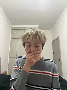 Snapshot of Beautifulboys-999 chatting on December 2025 12:32:01 PM Beautifulboys-999 online show from December 2025 12:32:01 PM