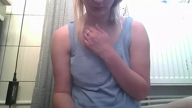 Snapshot of dirty_sasha00 chatting on June 2026 03:25:01 AM dirty sasha00 online show from June 2026 03:25:01 AM