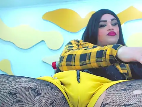 NharaBigCock online show from April 2026 07:49:01 PM