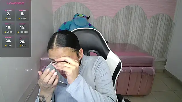 Snapshot of tamara_brown_t chatting on November 2025 02:33:01 AM tamara brown t online show from November 2025 02:33:01 AM