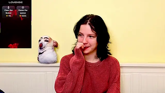 LatinaHuguenin online show from January 2026 07:22:01 AM