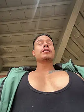 Snapshot of RaySullivan chatting on February 2026 04:48:01 PM RaySullivan online show from February 2026 04:48:01 PM