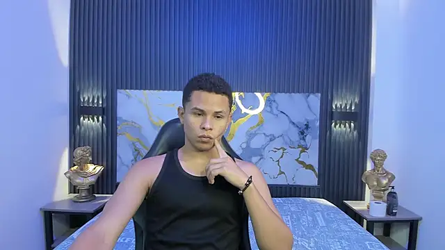 Liams18 online show from April 2026 03:34:01 AM