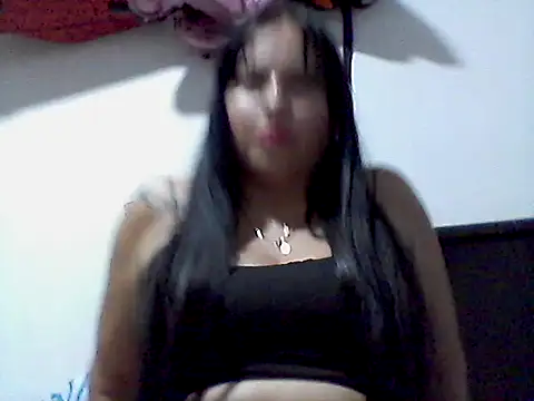 Snapshot of orianaxx01 chatting on July 2026 03:27:01 AM orianaxx01 online show from July 2026 03:27:01 AM