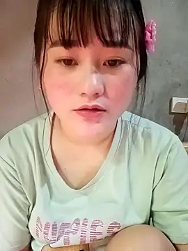 Snapshot of Anngela_18 chatting on November 2025 06:36:01 AM Anngela 18 online show from November 2025 06:36:01 AM