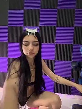 Snapshot of Luna_shinee chatting on November 2025 07:07:01 AM Luna shinee online show from November 2025 07:07:01 AM