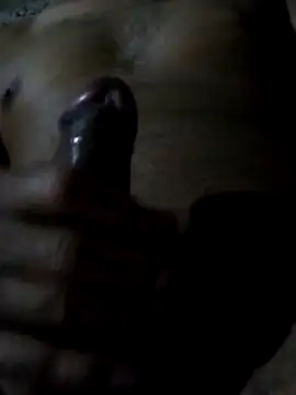 Alvaroz1992 online show from April 2026 03:19:01 AM