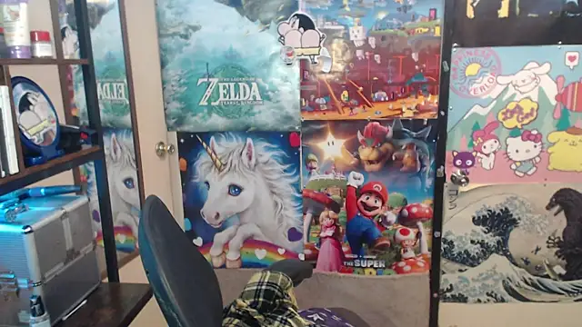 Savanah Banana  online show from November 2025 10:36:01 AM